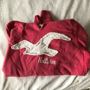 Hot pink hollister hoodie. Size S. Slightly worn.